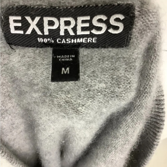 Express Sz M 100% Cashmere V Neck Sweater Gray Pullover Casual Style Thin - Picture 5 of 6